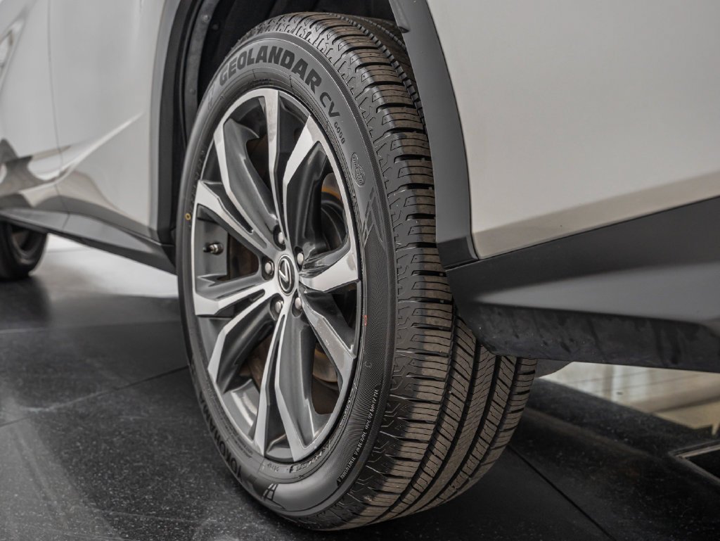 Used 2020 Atomic Silver Lexus 350 image 49