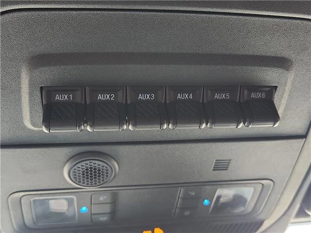 Used 2023 Velocity Blue Metallic Ford Wildtrak 4x4 image 17