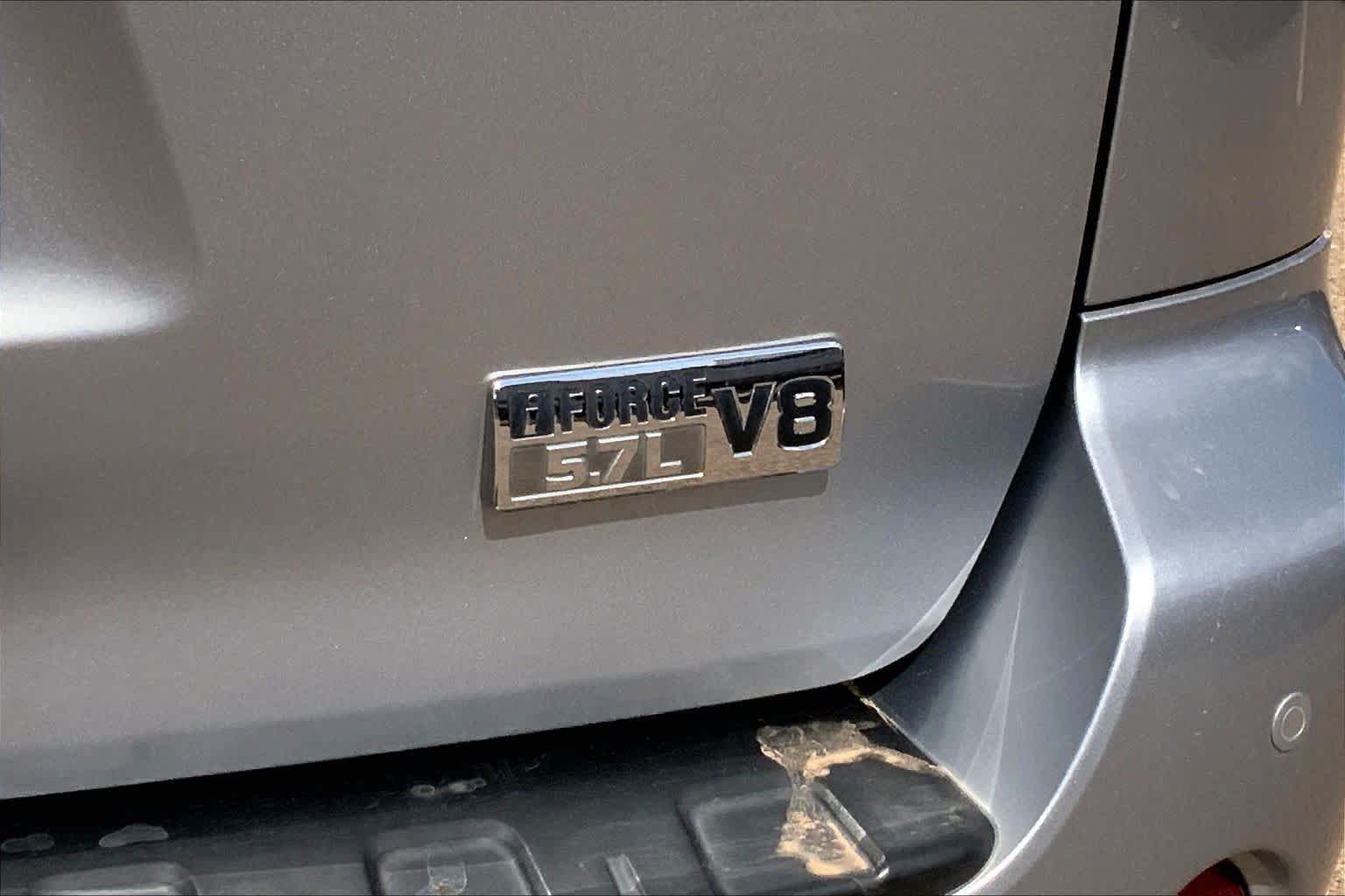 Used 2017 Silver Sky Metallic Toyota SR5 image 10