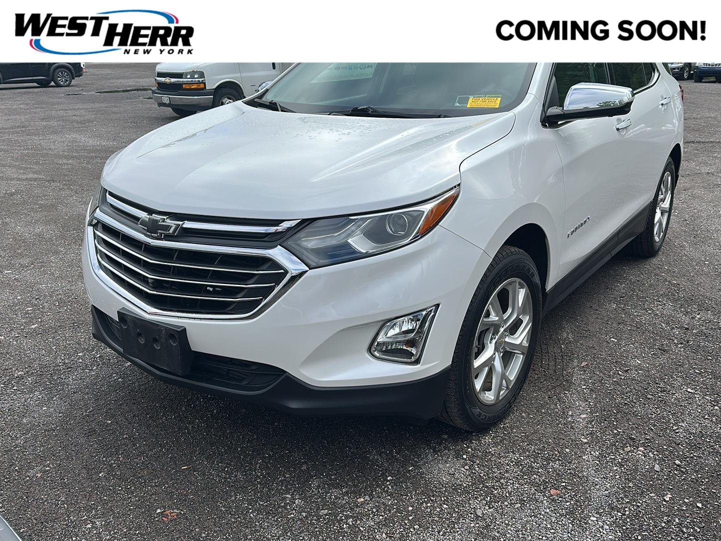 Used 2019 Iridescent Pearl Tricoat Chevrolet Premier image 1