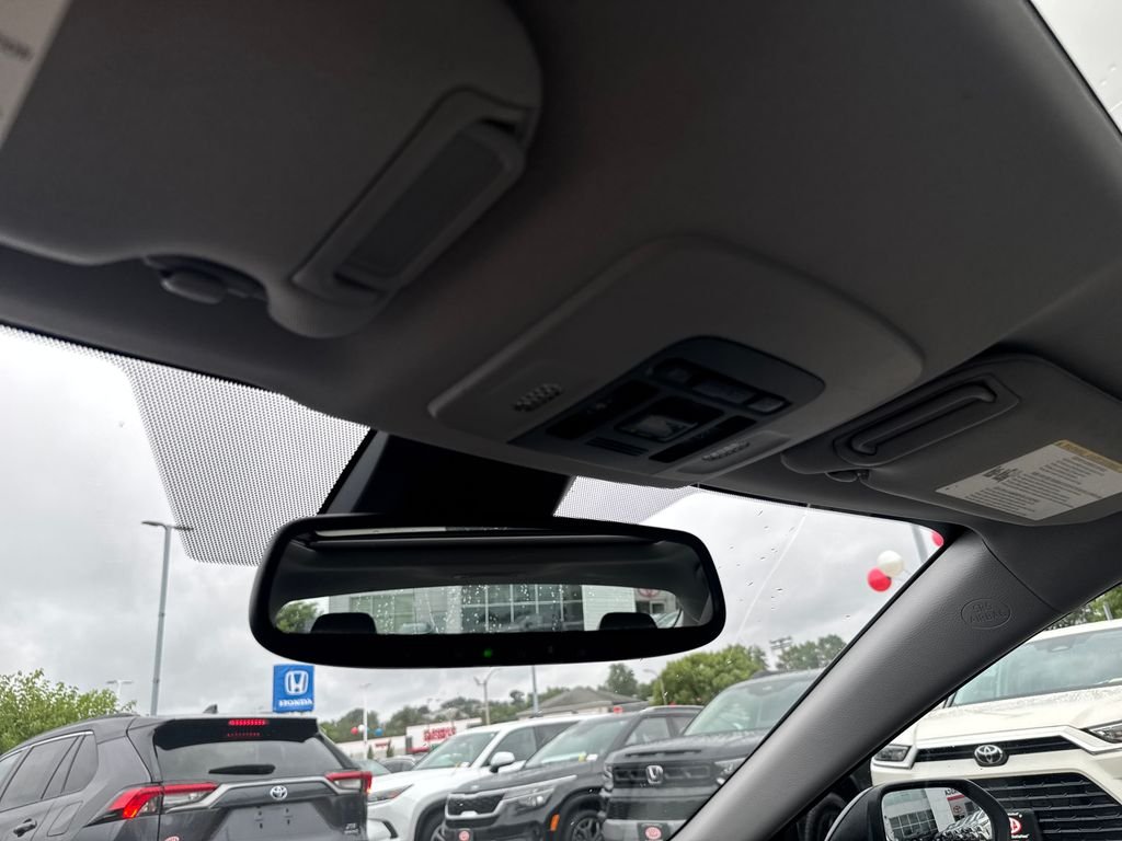 Used 2022 Black Toyota XLE image 29