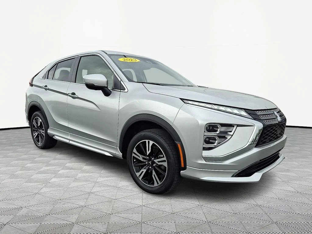 2023 Mitsubishi Eclipse Cross SEL S-AWC's photo