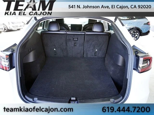 Used 2022  Tesla Long Range image 14