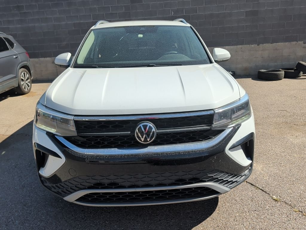 2022 Volkswagen Taos 1.5T SE 4Motion's photo