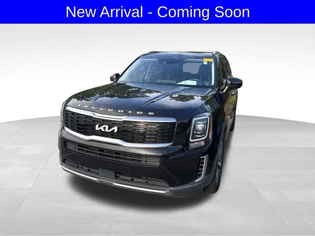 Used 2022 Black Kia S image 1