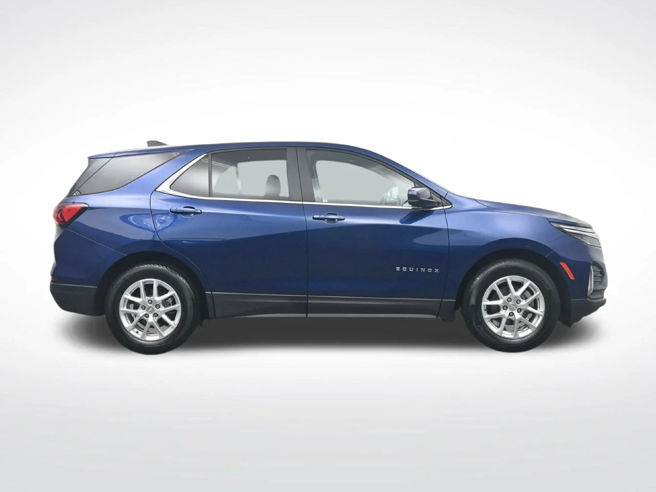 Used 2023 Blue Glow Metallic Chevrolet LT image 4