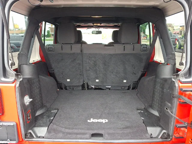 Used 2016 Red Jeep Unlimited Sport image 26