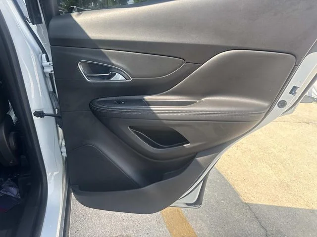 Used 2013 White Buick Leather image 19