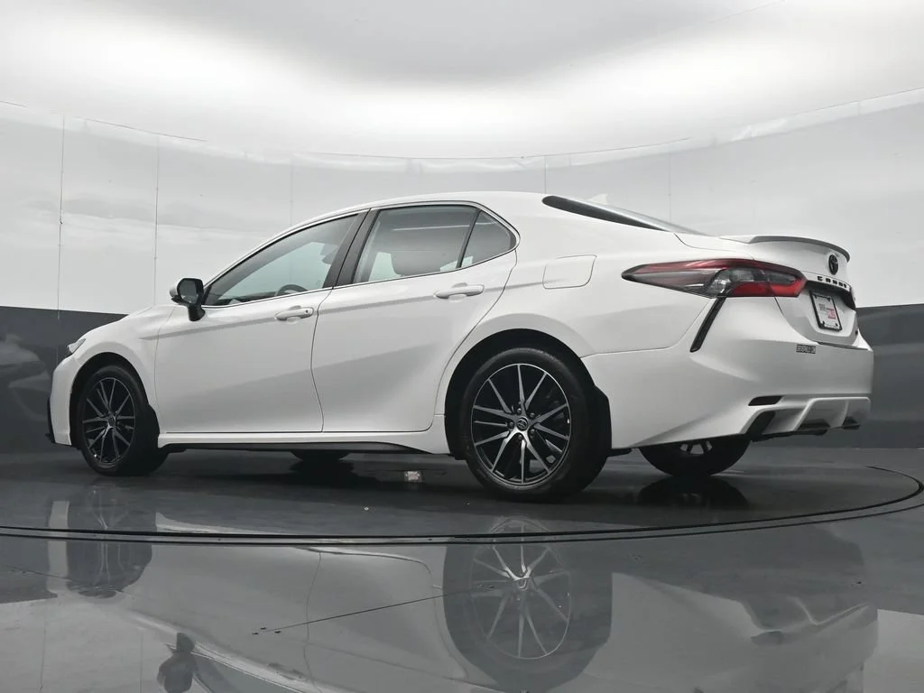 Used 2024 White Toyota SE image 29