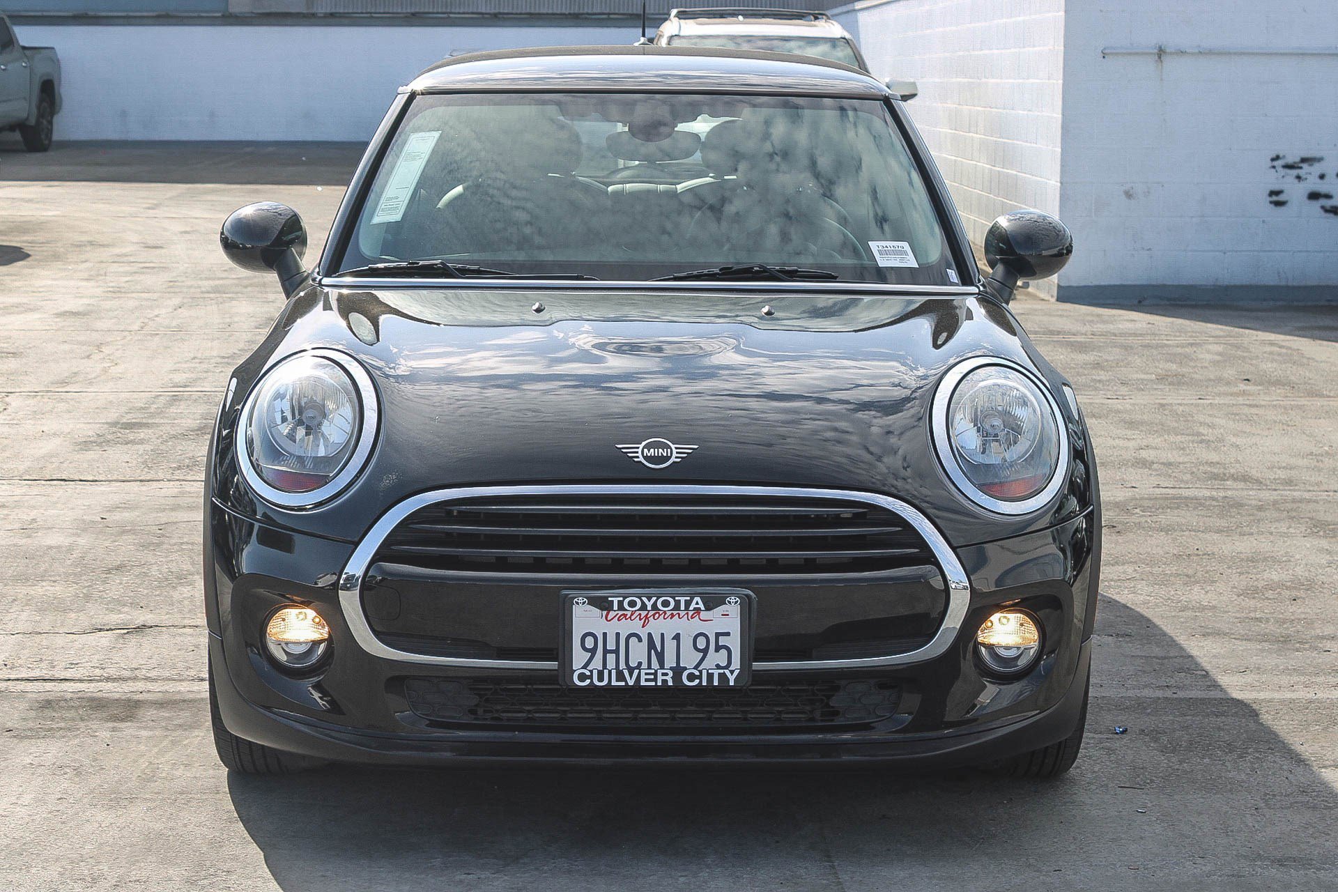 Used 2019 MINI Hardtop 2 Door Base with VIN WMWXP5C50K2H96853 for sale in Culver City, CA