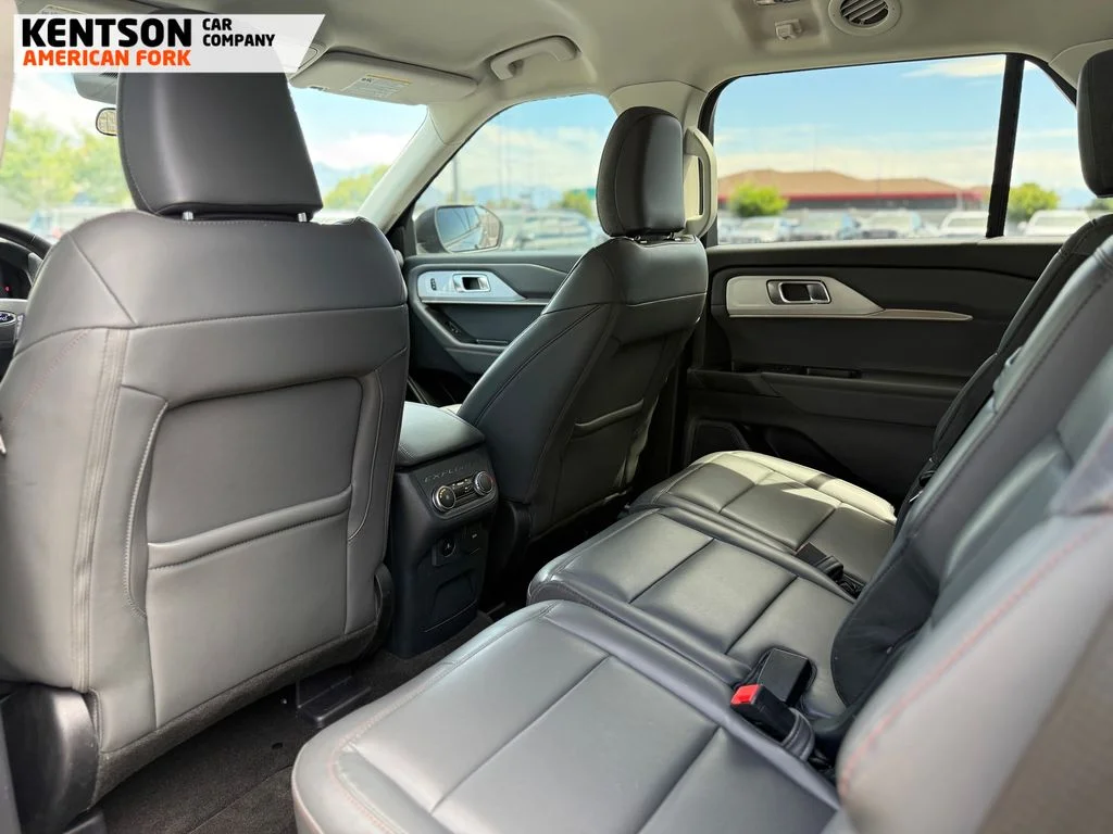 Used 2025 Gray Ford Active image 26