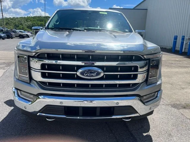 Used 2022 Silver Ford Lariat image 11
