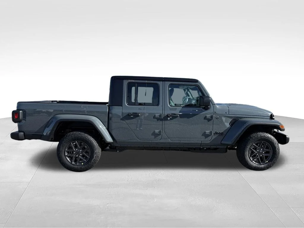 New 2026 Anvil Clear-Coat Exterior Paint Jeep Sport S image 7