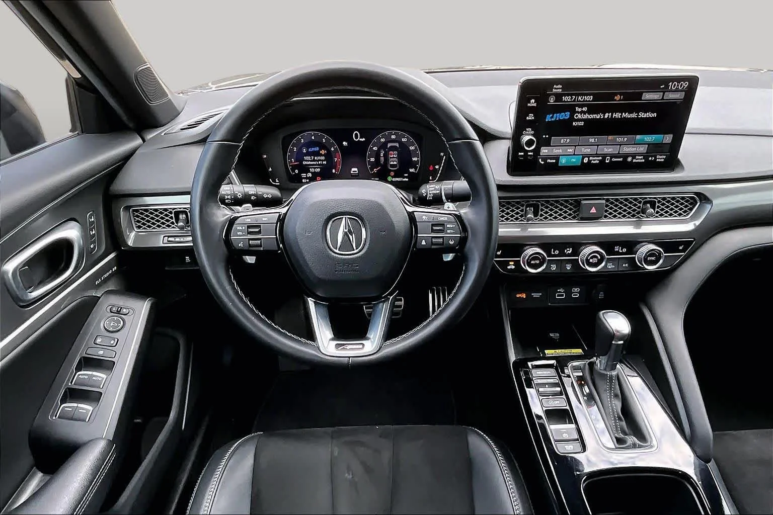 Used 2024 Liquid Carbon Metallic Acura w/A-Spec Technology Package image 6