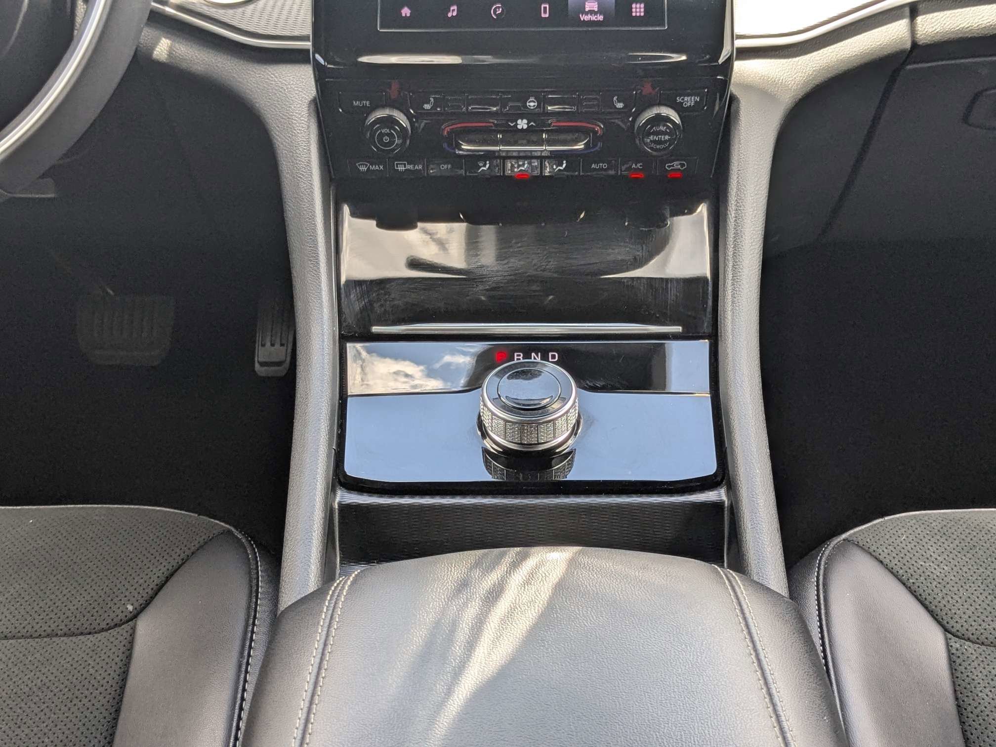 Used 2025 Bright White Clearcoat Jeep Altitude image 24