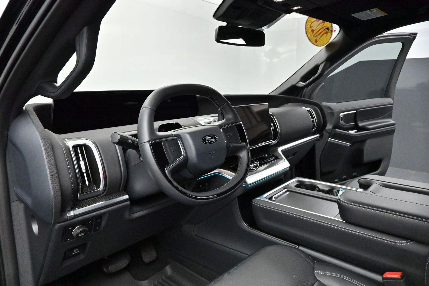 Used 2025 Agate Black Ford Platinum image 22
