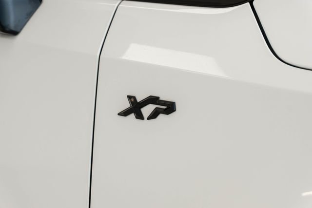 Used 2025 White Toyota 1958 image 10