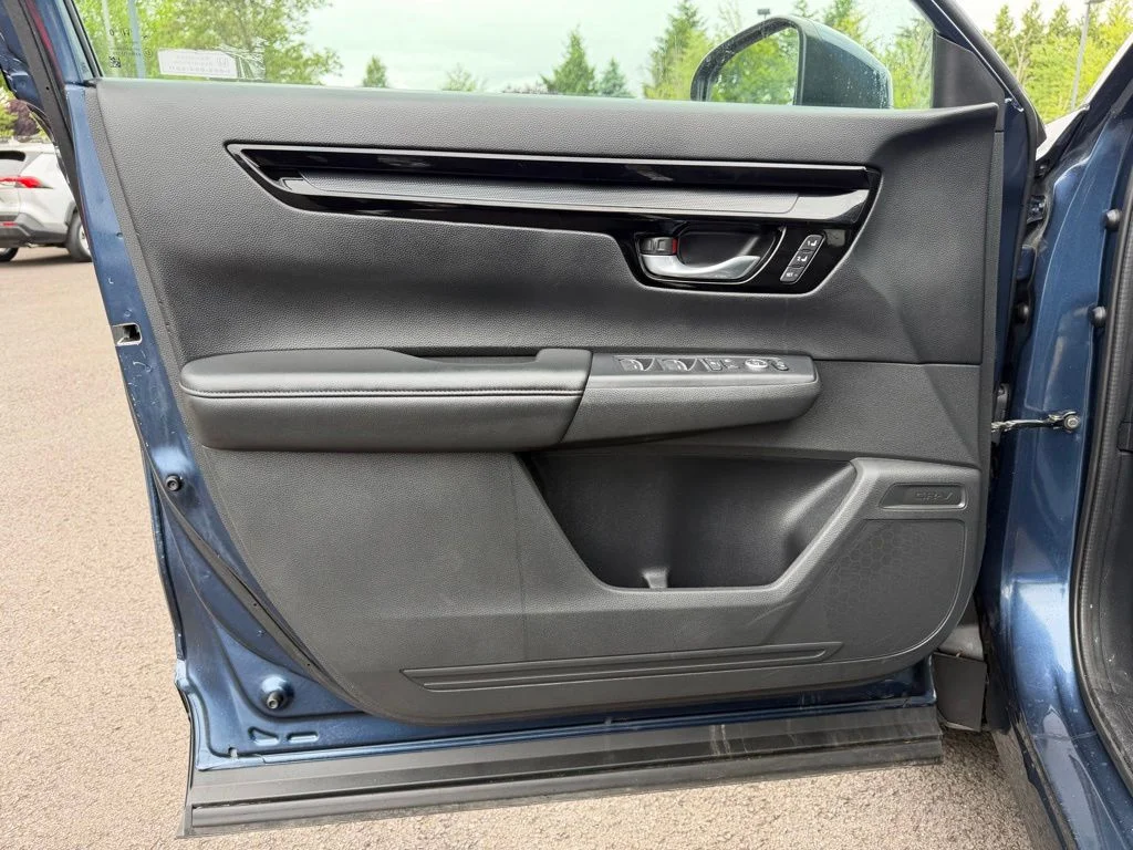 Used 2024 Canyon River Blue Metallic Honda EX-L image 12