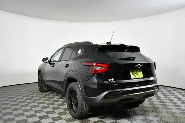 New 2026 Mosaic Black Metallic Chevrolet ACTIV image 13