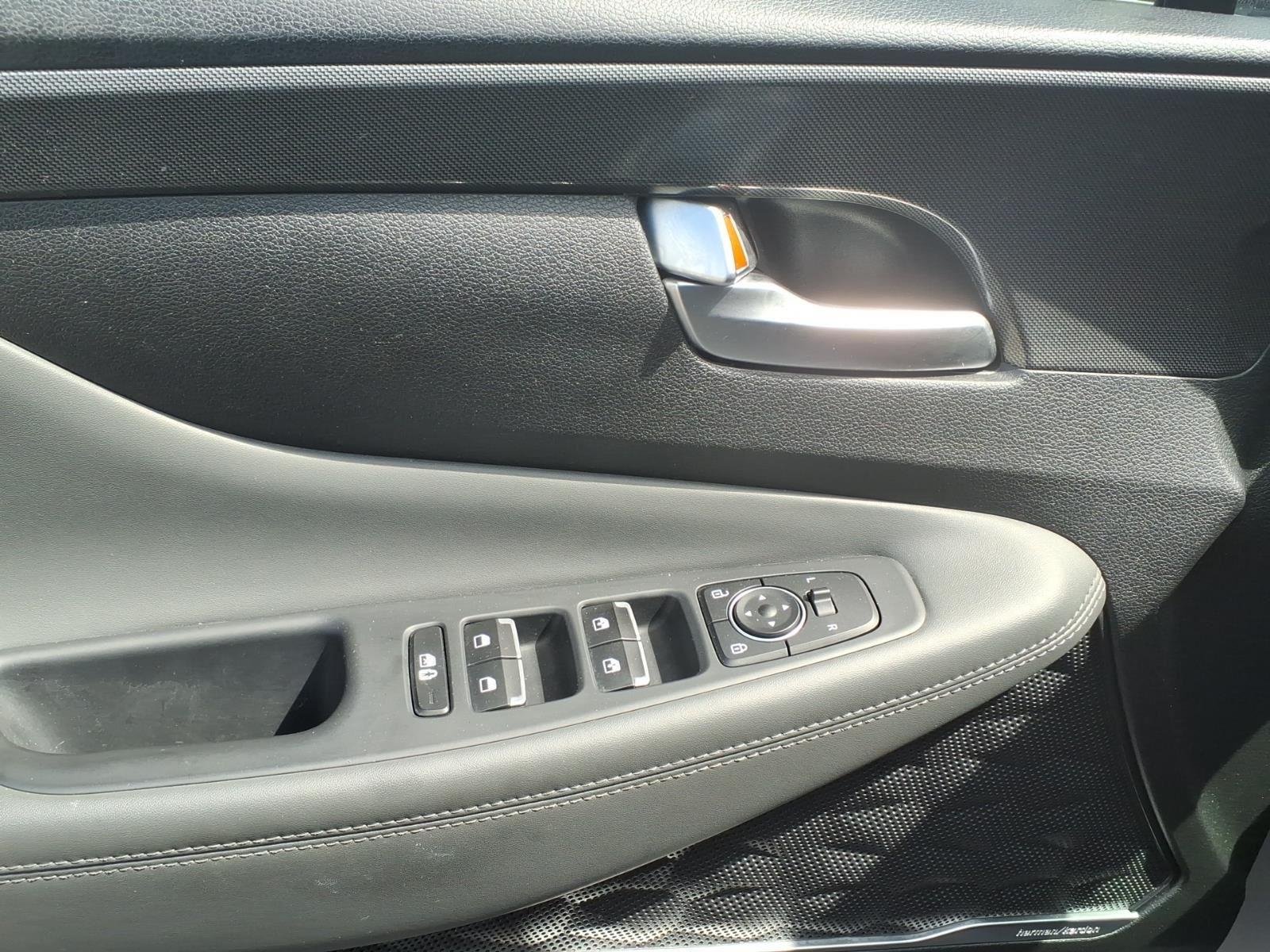 Used 2022 Shimmering Silver Hyundai SEL image 25