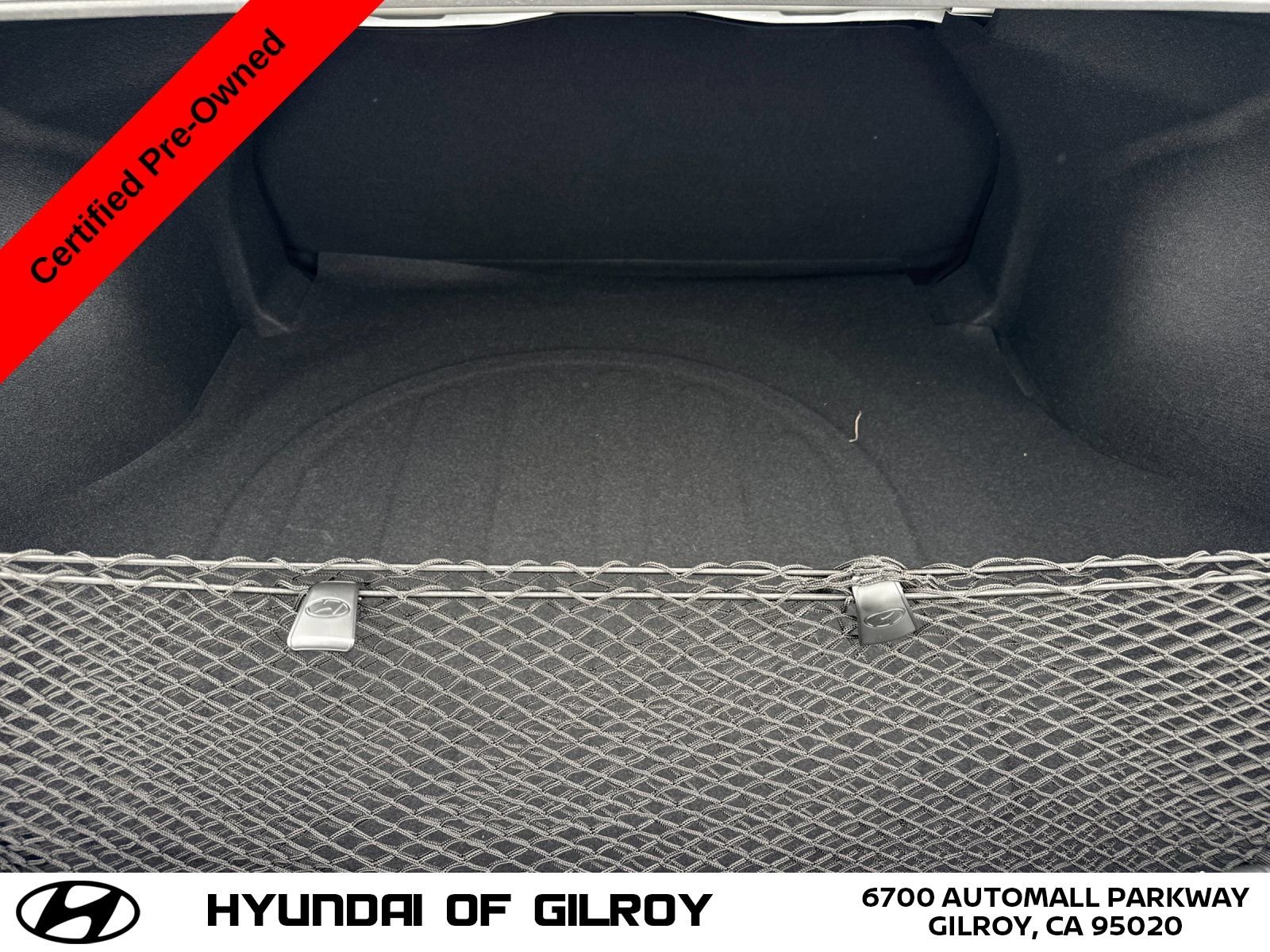 2025 Hyundai Elantra SEL - Photo 16