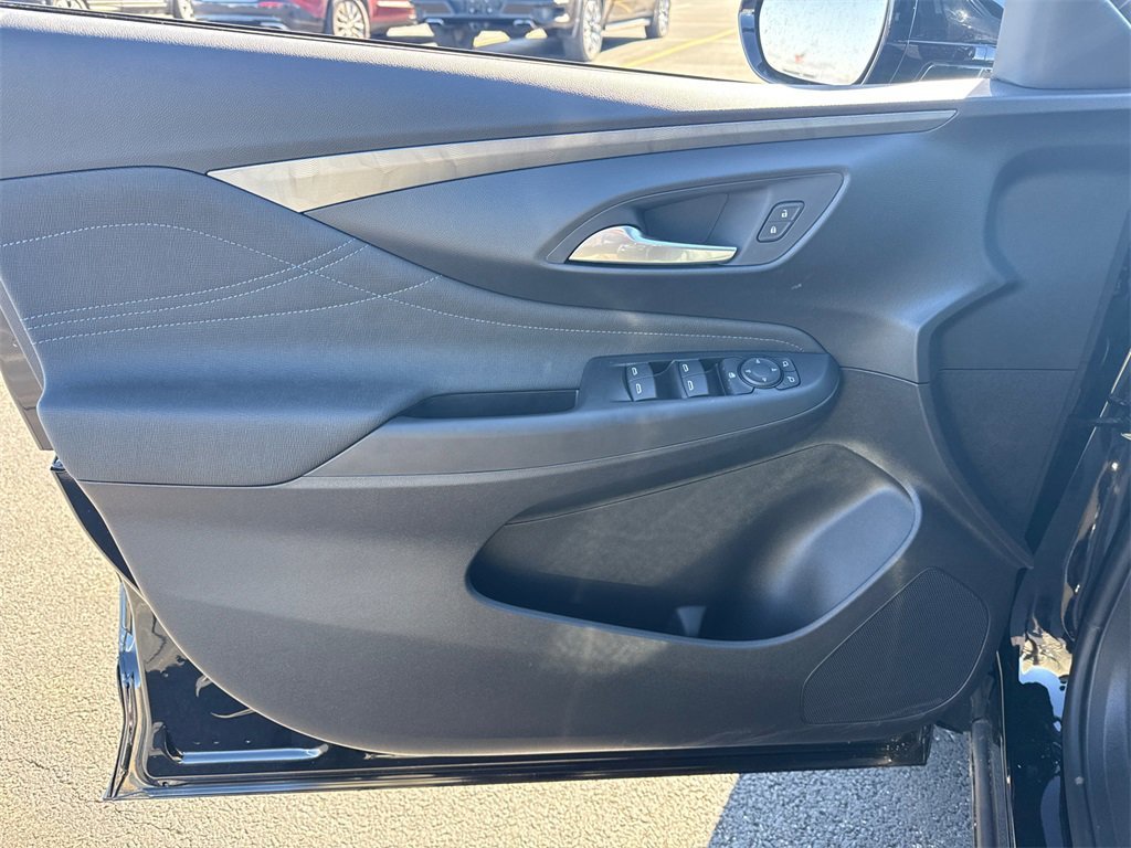 2026 BUICK ENVISTA - Image 11