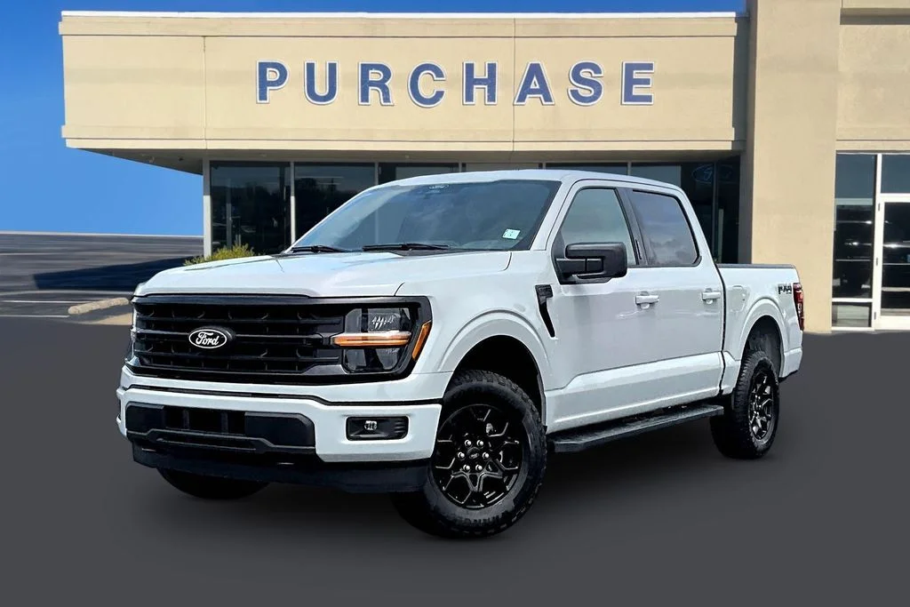 New 2026 Avalanche Ford XLT image 2