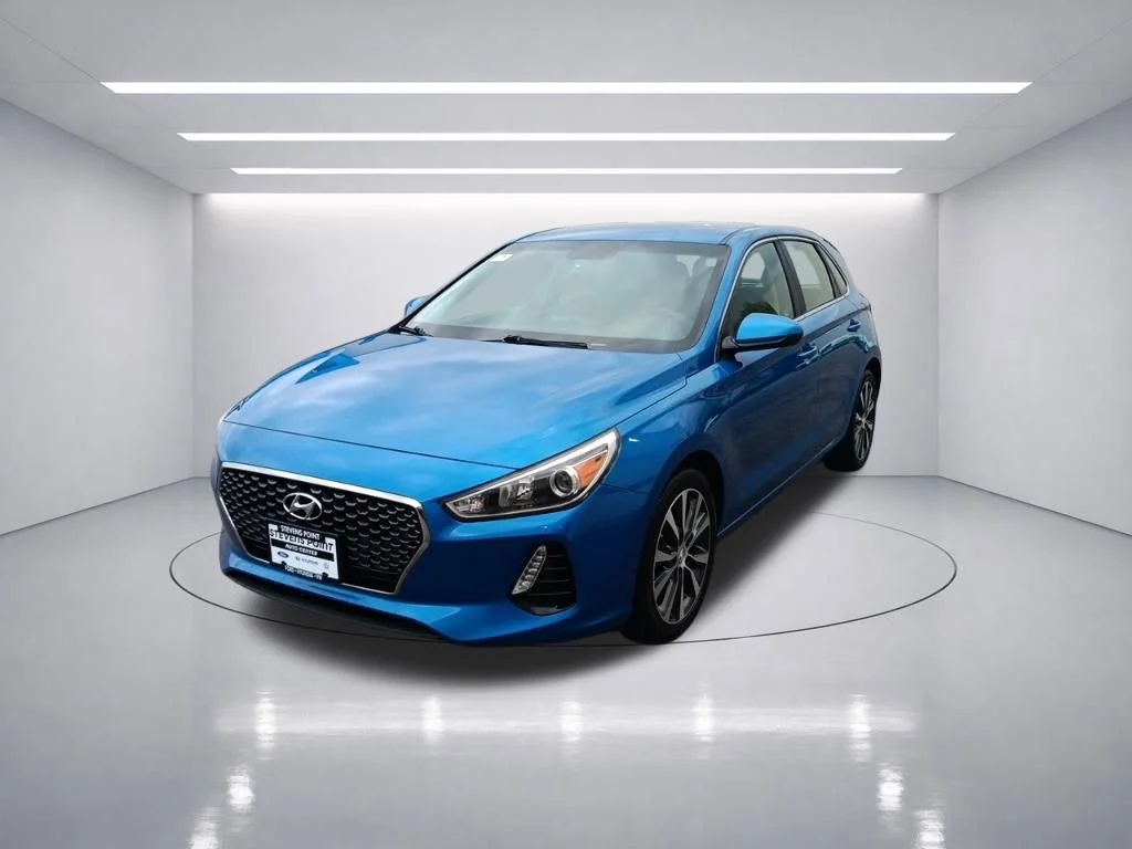 Used 2018 Electric Blue Metallic Hyundai Base image 3