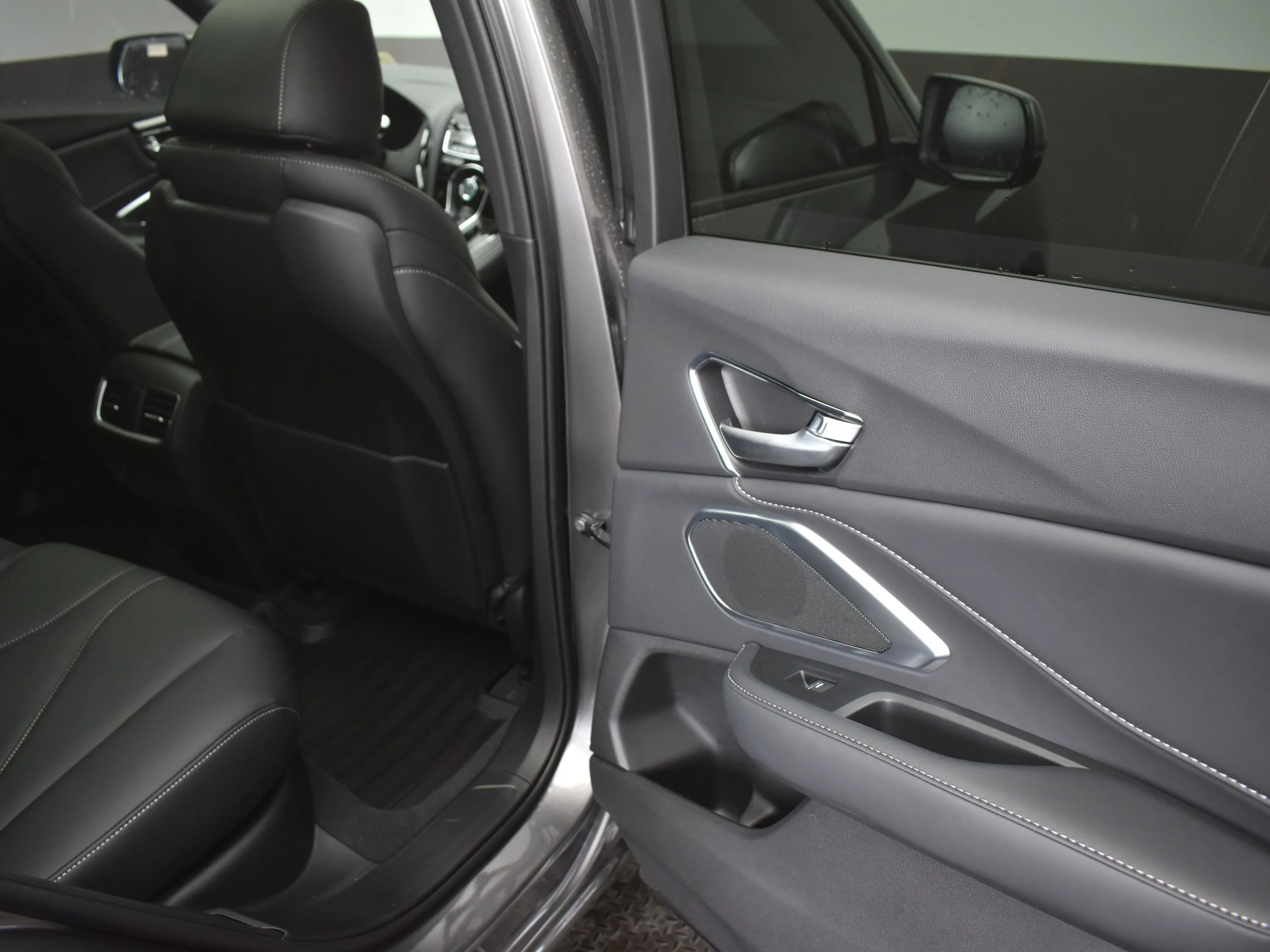 New 2026 Liquid Carbon Metallic Acura 4RDX image 27