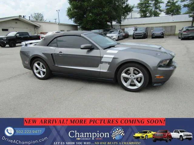 Used 2011 Gray Ford GT image 4