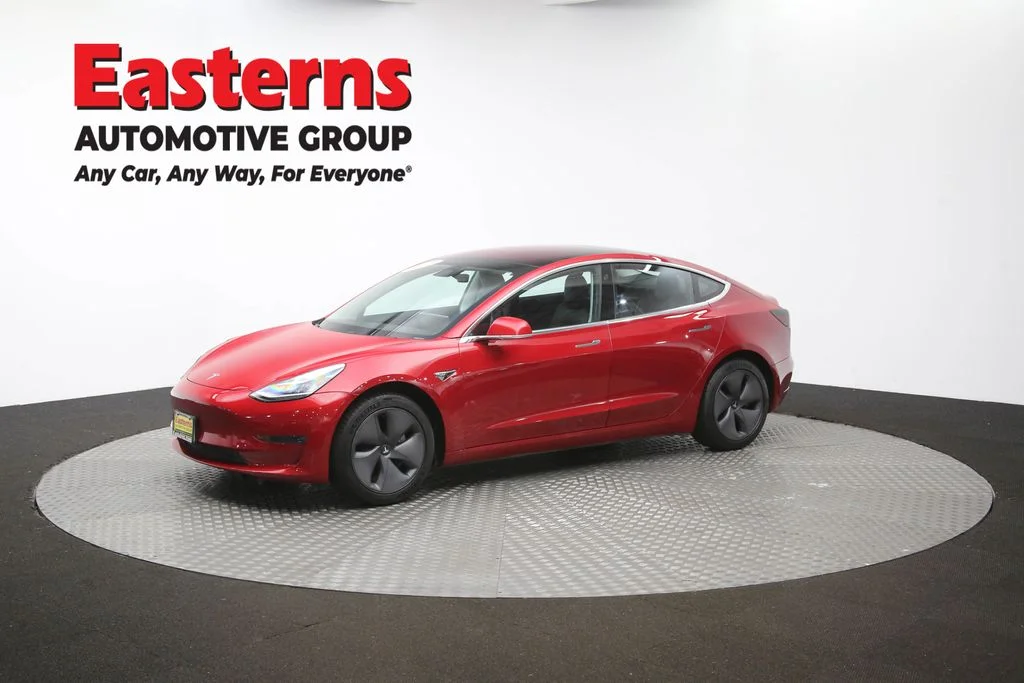 Used 2018 Red Tesla Long Range image 51