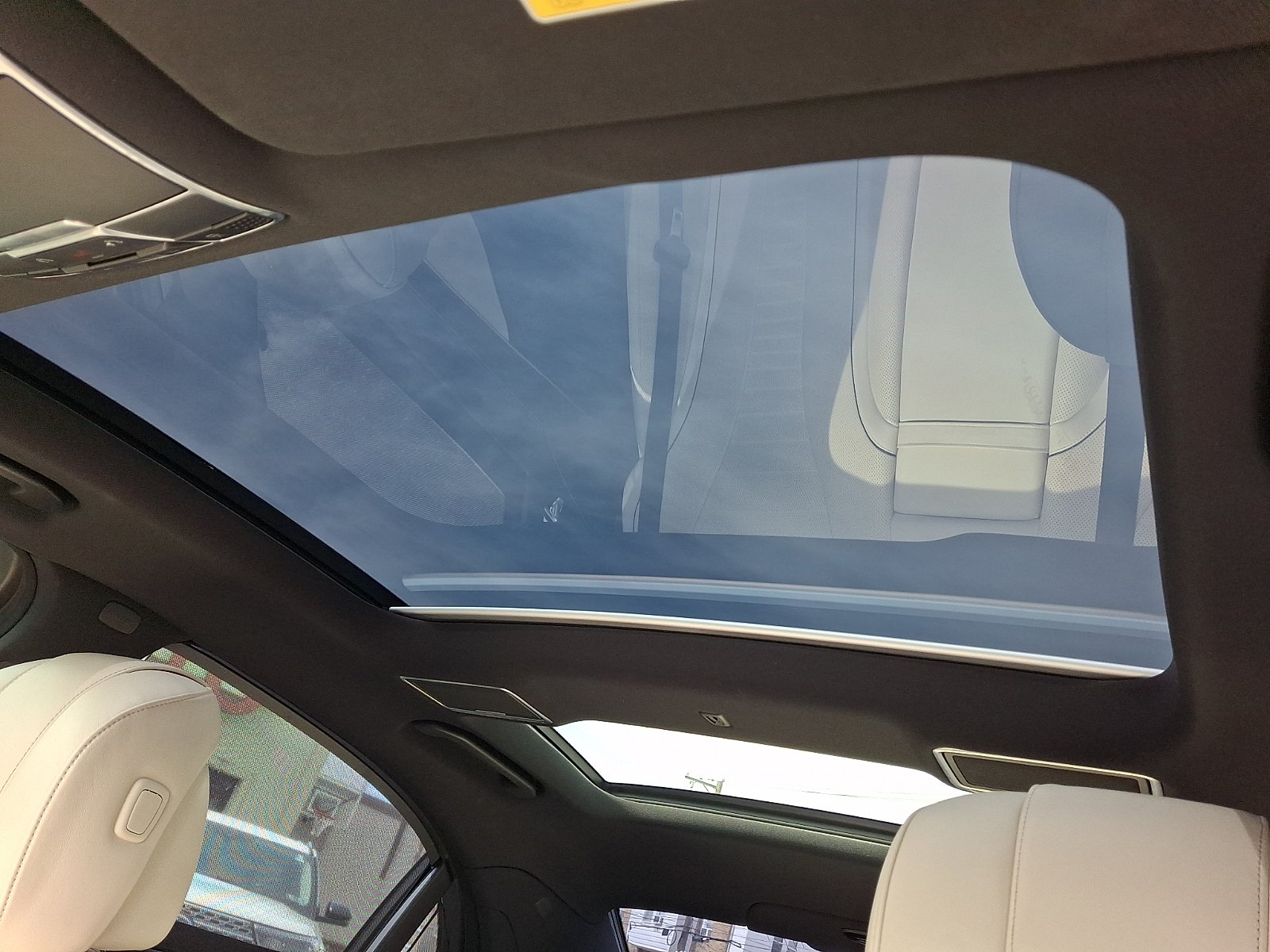 Used 2015 Black - 040 Mercedes-Benz  image 14