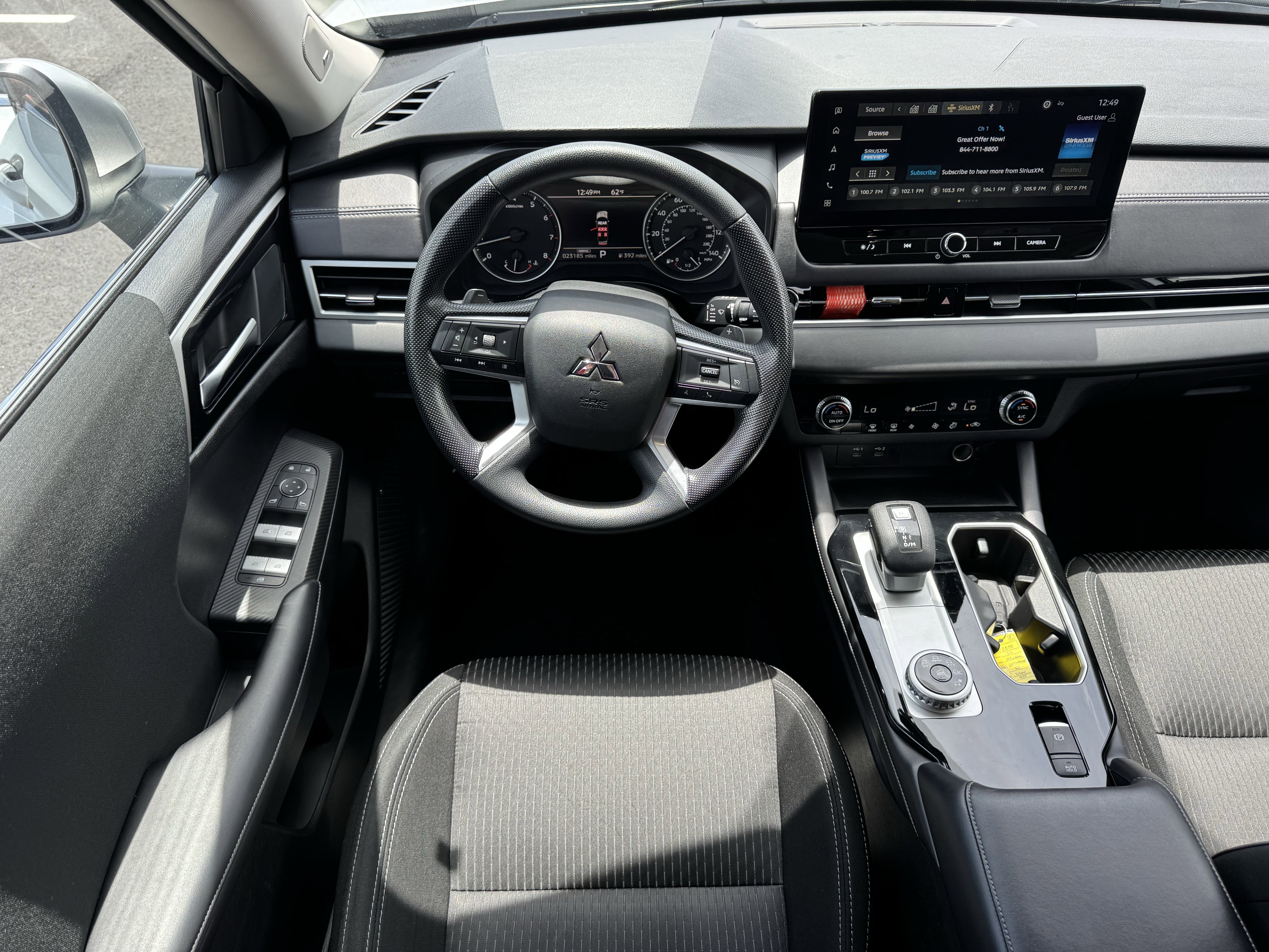 Used 2025  Mitsubishi ES image 23