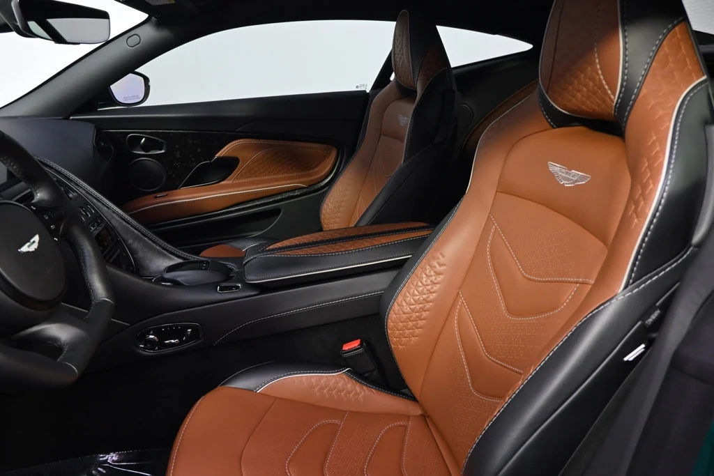 Used 2023 Green Aston Martin NA image 13