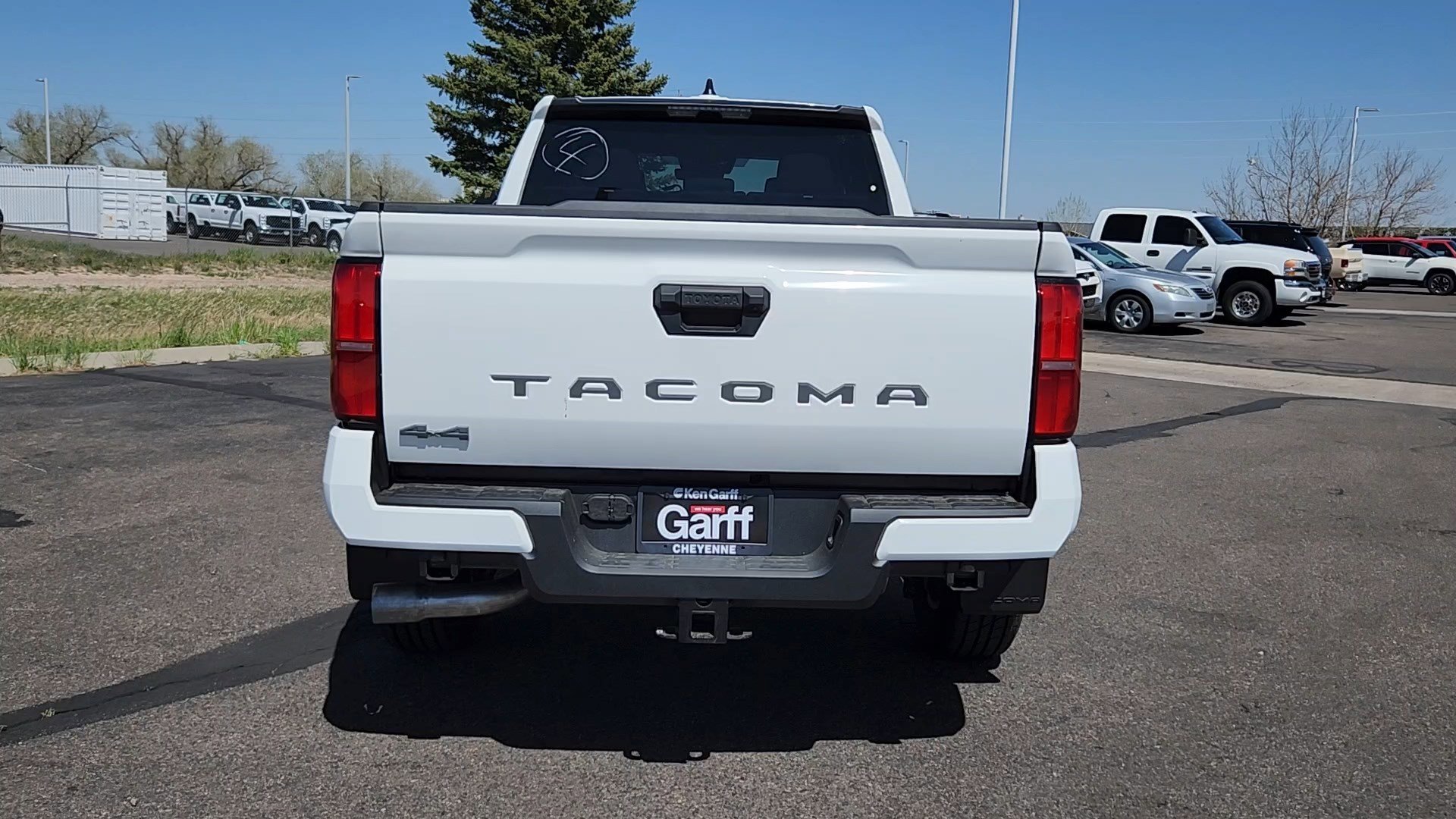 2026 Toyota Tacoma SR5 - Photo 19