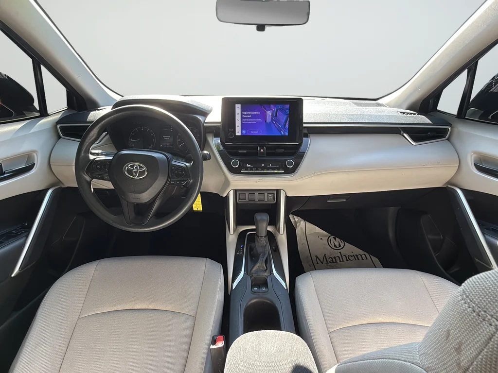 Used 2023 Gray Toyota L image 9