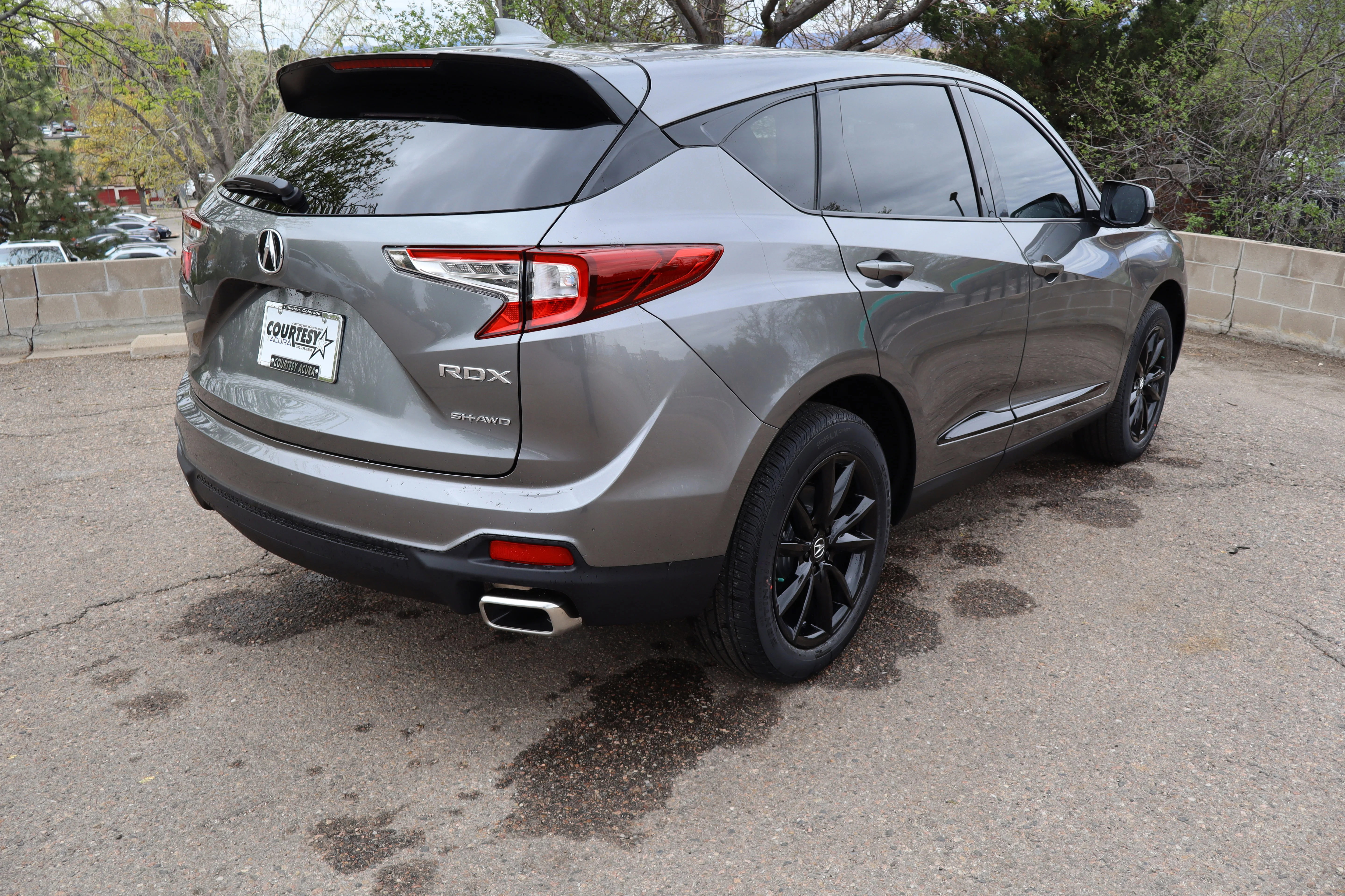 New 2026 Liquid Carbon Metallic Acura 4RDX image 6