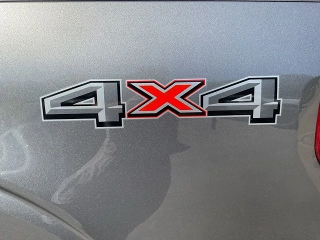 Used 2022 Gray Ford XLT image 22