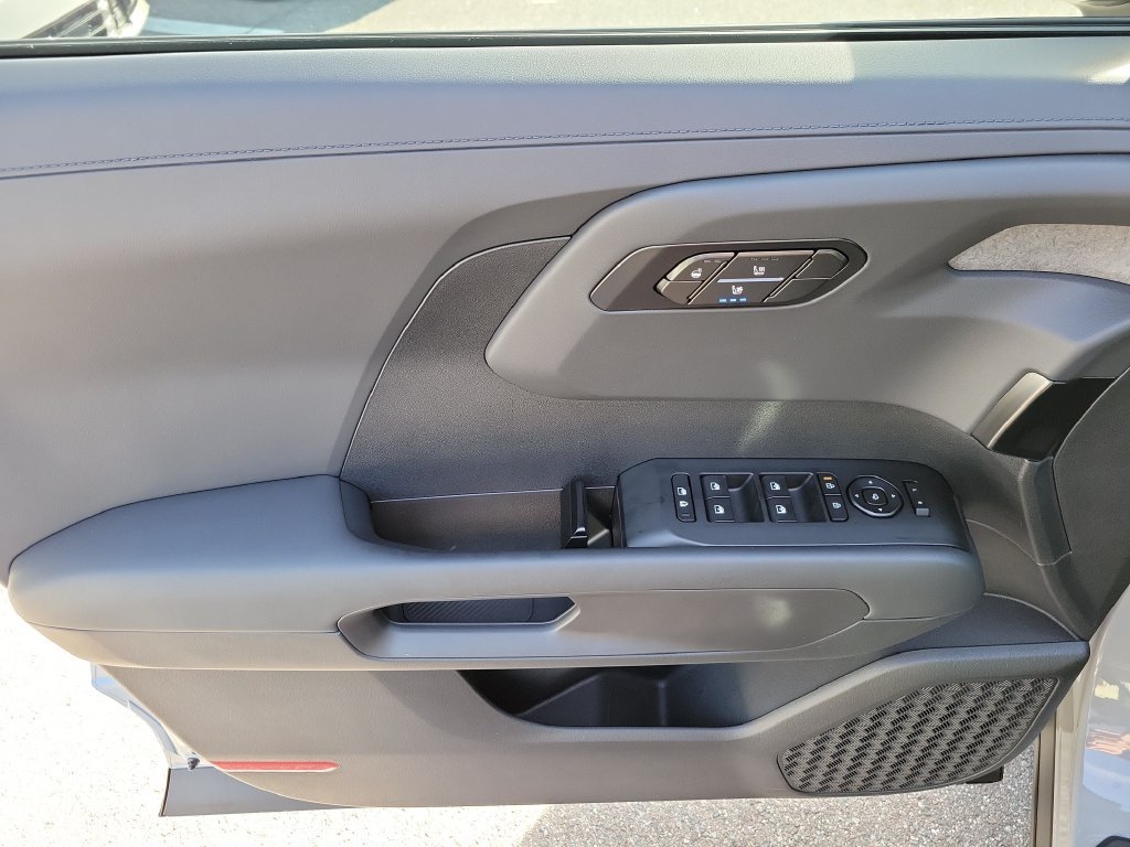 New 2027 Wolf Gray Kia X-Line EX image 22