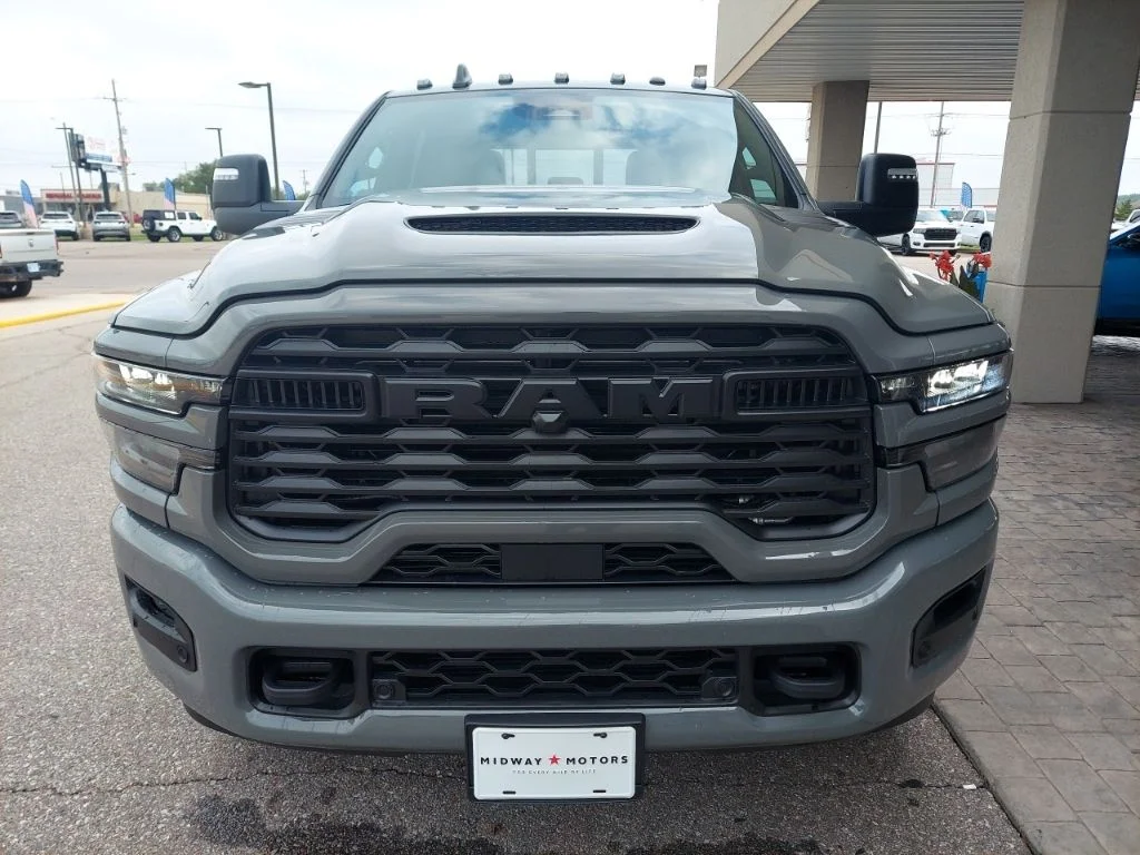 New 2026 Ceramic Gray Clear-Coat Exterior Paint RAM Express image 2