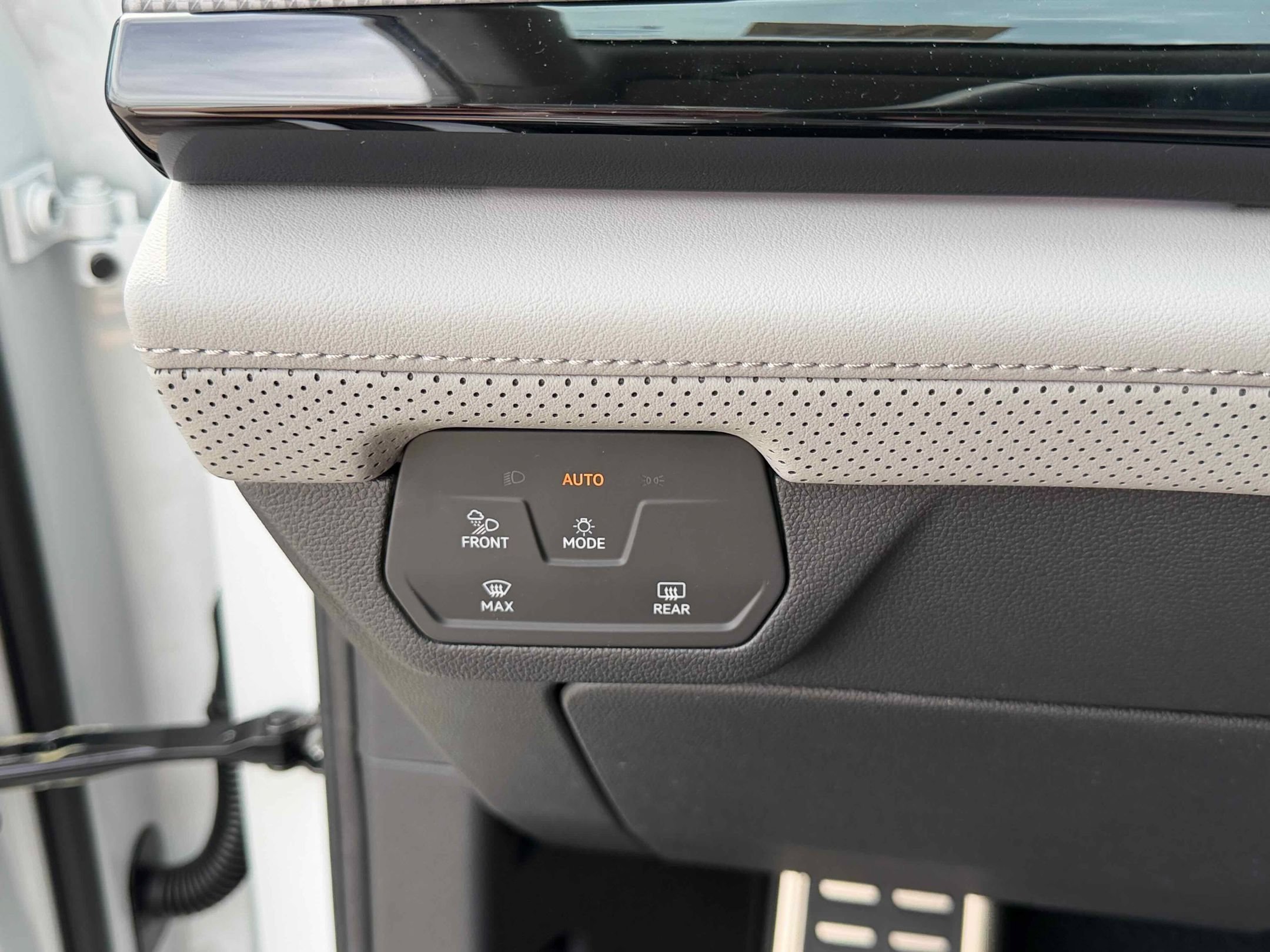 New 2026 Opal White Volkswagen 2.0T Peak Edition image 26