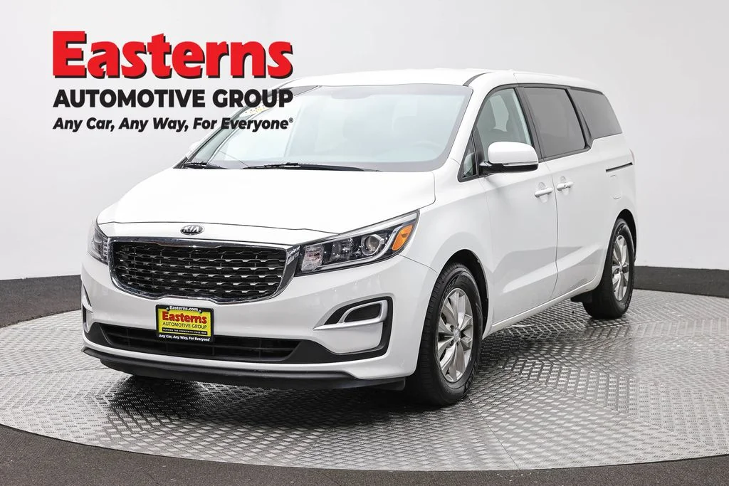 Used 2020 White Kia LX image 1