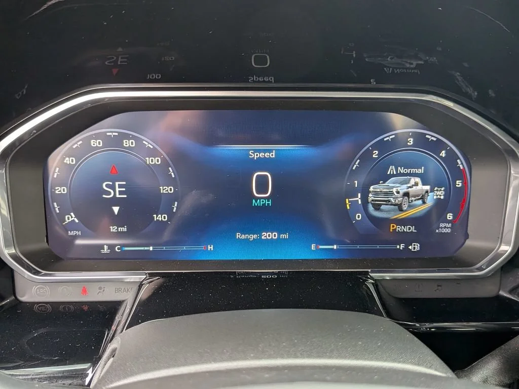New 2026 Summit White Chevrolet LT image 15