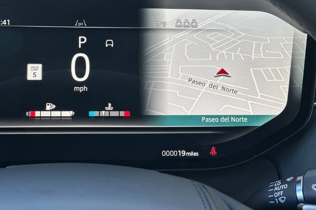 New 2026 Obsidian Black Satin Land Rover SE image 26