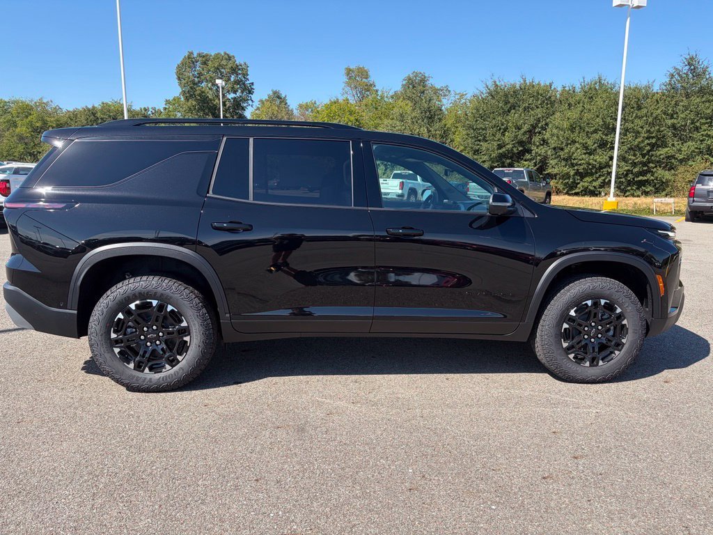 2027 Chevrolet Traverse Z71 - Photo 6