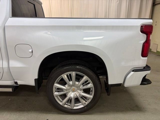 2026 Chevrolet Silverado 1500 High Country - Photo 13
