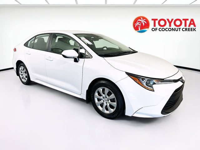 2024 Toyota Corolla media 1