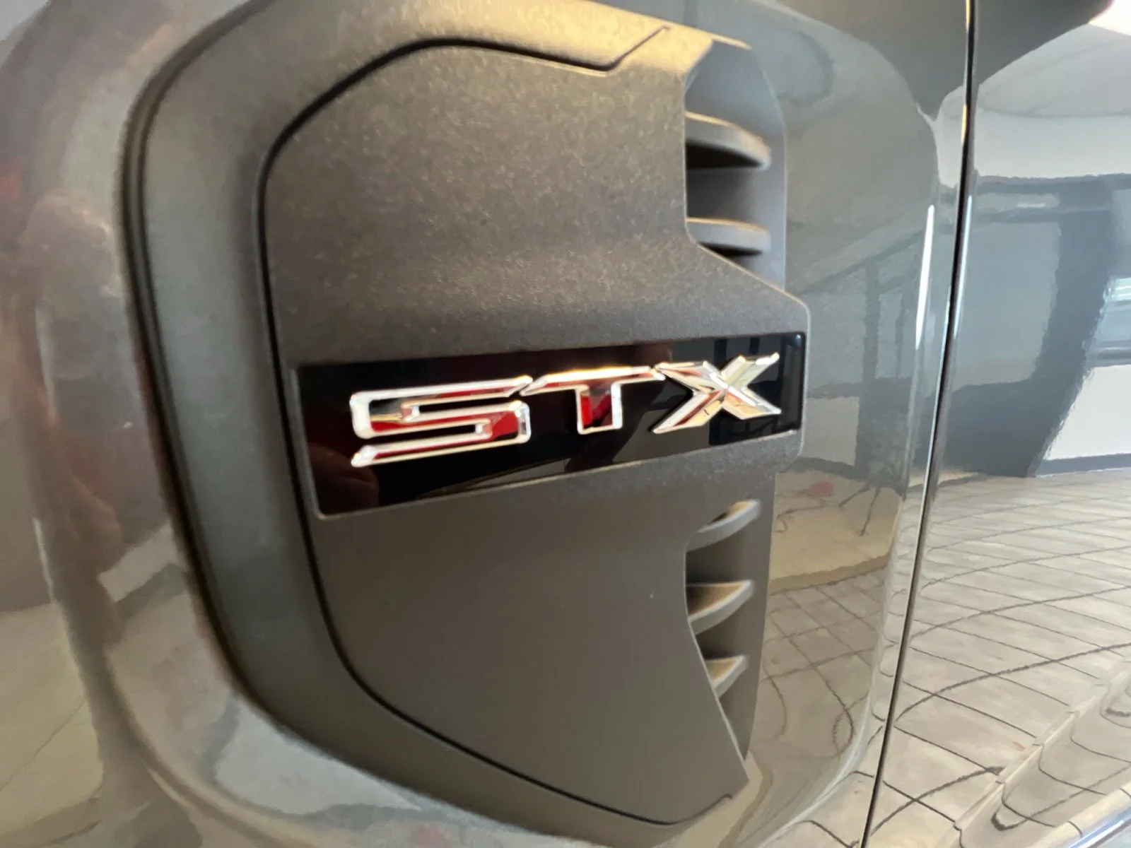 Certified Used 2026 Carbonized Gray Metallic Ford XL image 30