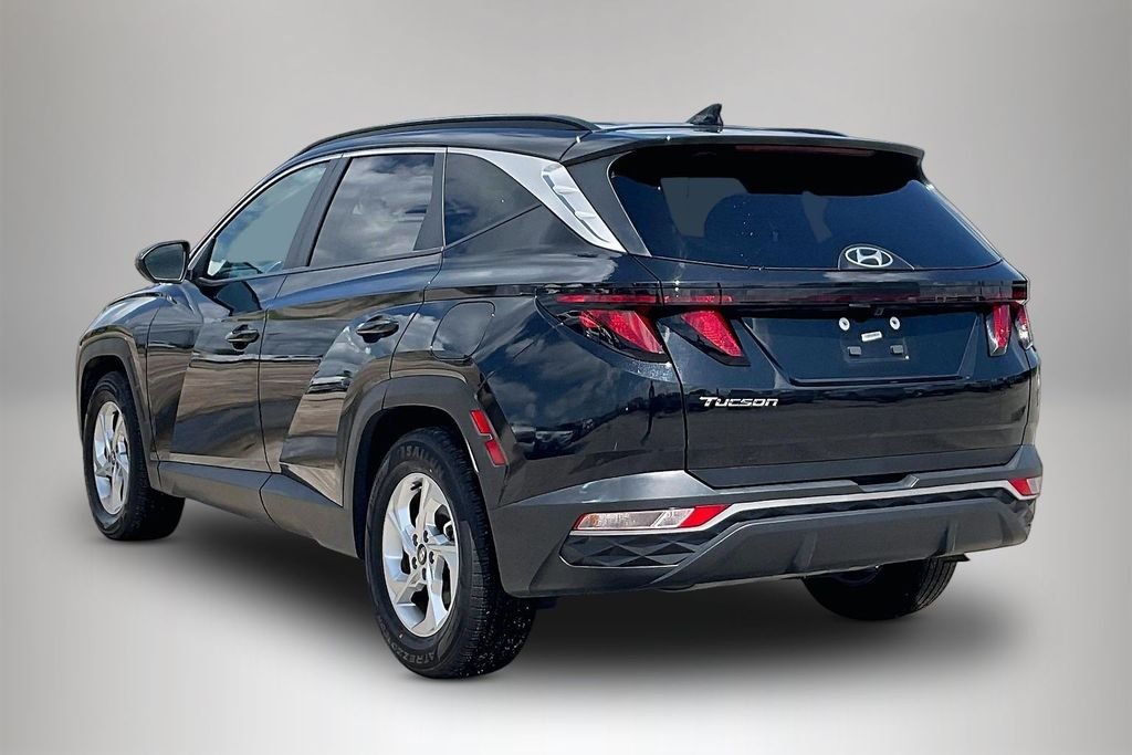 Used 2024 Black Hyundai SEL image 4