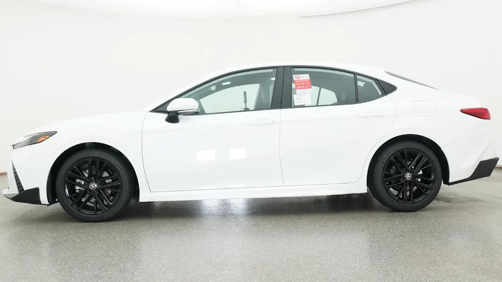 New 2026 Ice Cap Toyota SE image 3